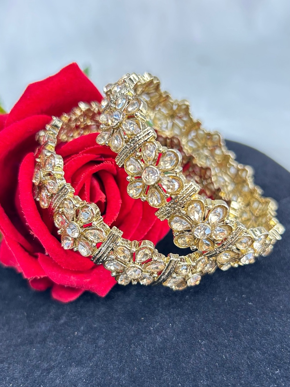Elegant Gold Floral Crystal Bangle Set - Women Jewelry